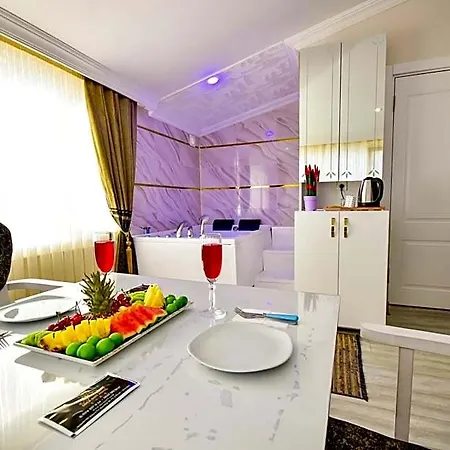 Loca Life Airport Hotel 3*