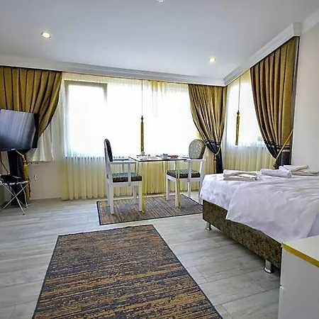 Loca Life Airport 3* Istanbul
